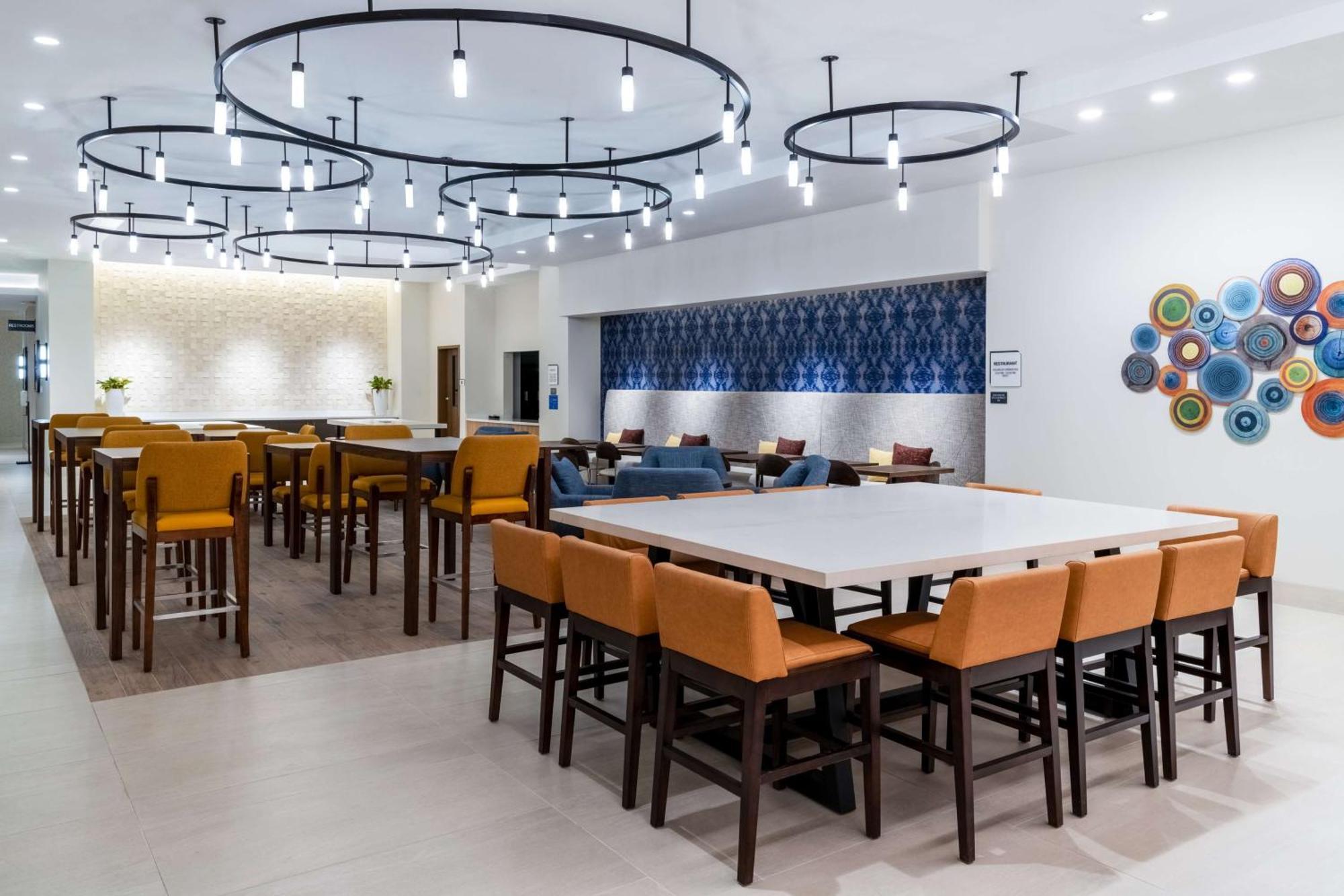 Hilton Garden Inn لونغمونت المظهر الخارجي الصورة